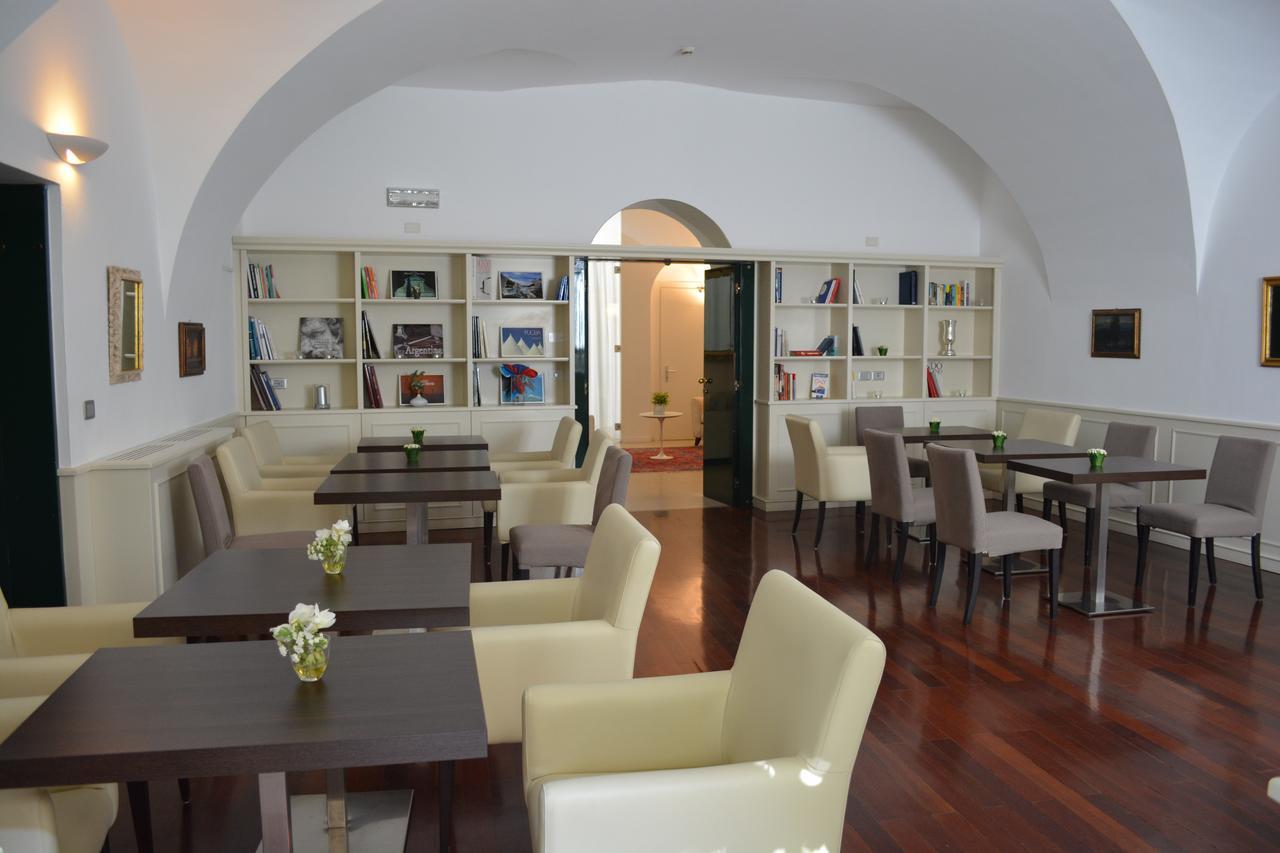 טרנטו Albergo Accademia מראה חיצוני תמונה