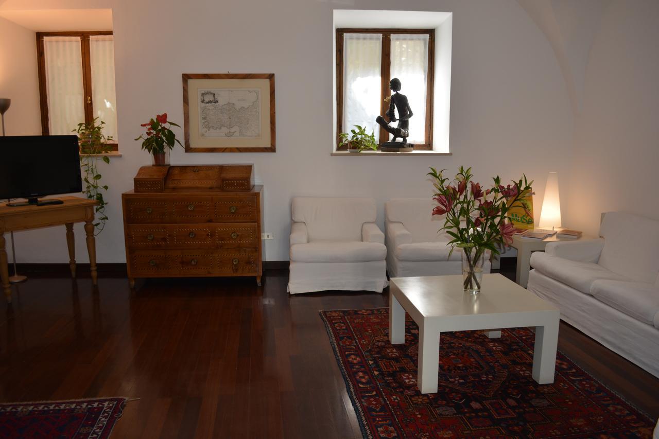 טרנטו Albergo Accademia מראה חיצוני תמונה