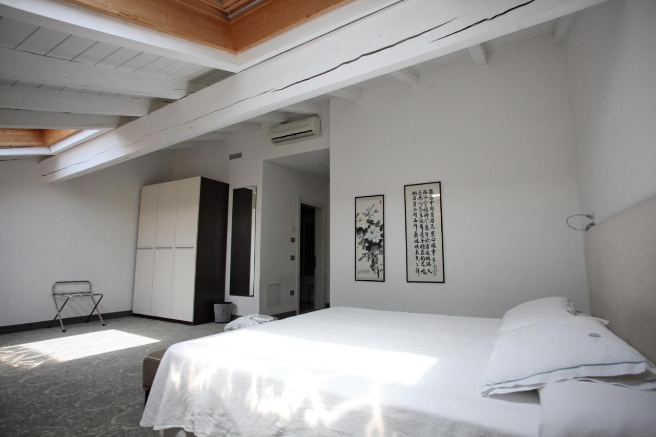 טרנטו Albergo Accademia מראה חיצוני תמונה